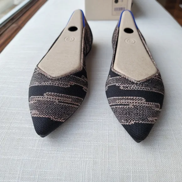 New! Rothy's size 9 Golden Shimmer Black Points Flats Womens Shoes Rothys