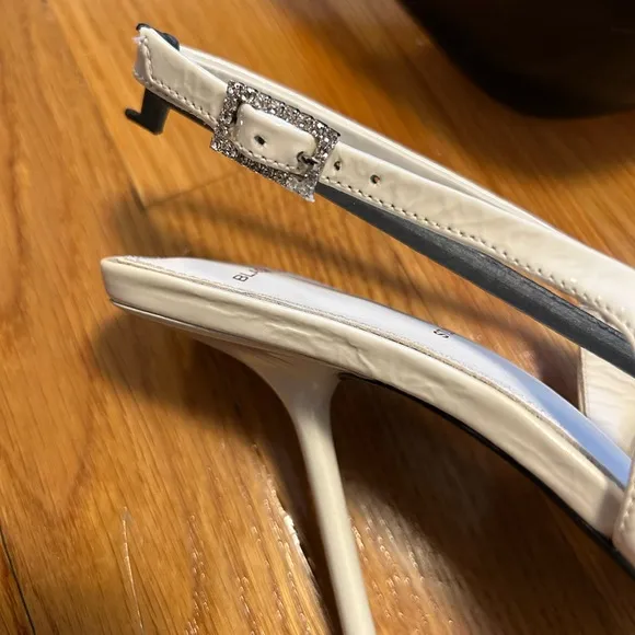 NEW size 39 ivory bridal slingback pumps