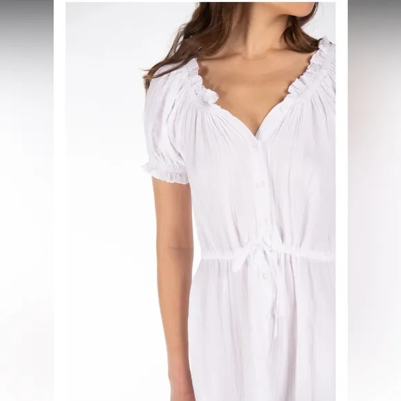New!! STARK X Cann Dress in white size Medium