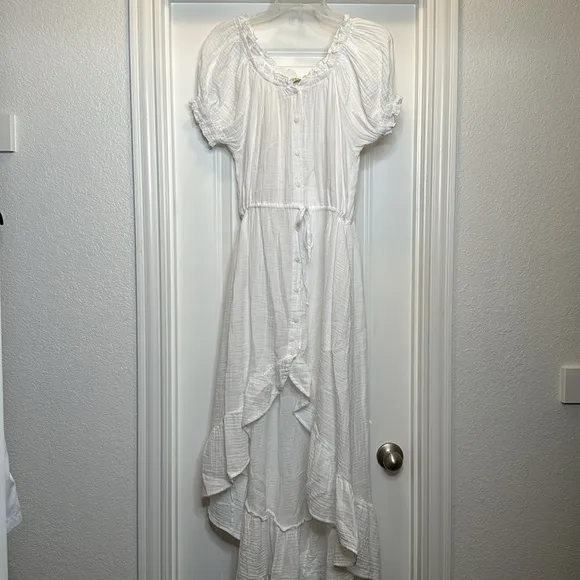 New!! STARK X Cann Dress in white size Medium