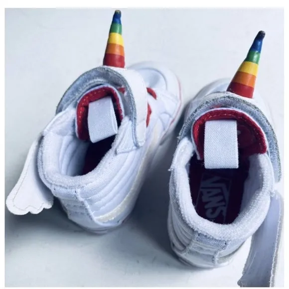 NEW Vans Sz 5 Unicorn 🦄 Rainbow White Red Sneakers