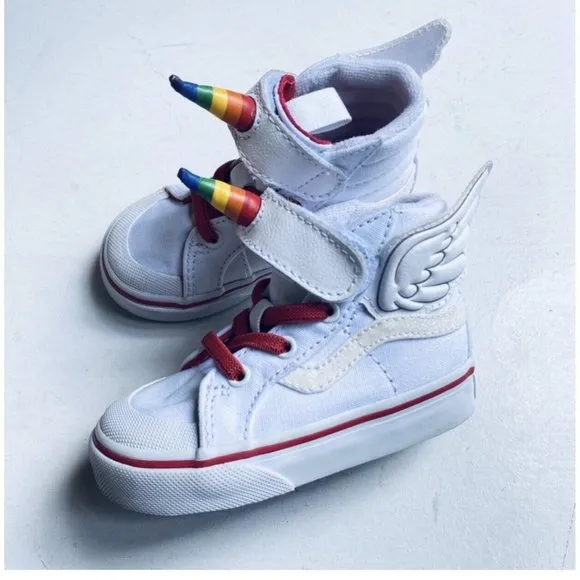 NEW Vans Sz 5 Unicorn 🦄 Rainbow White Red Sneakers
