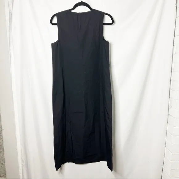 NEW with tags Chicos Black 3D Flower Applique Sleeveless Dress