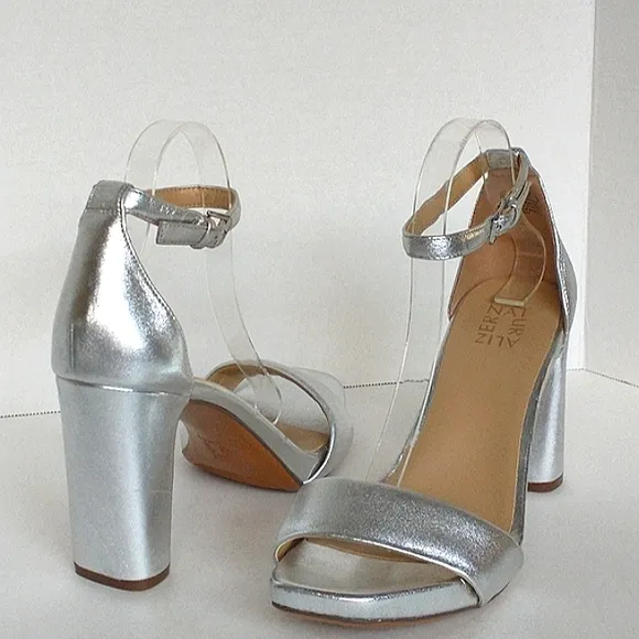 New w/o Box Naturalizer Joy Genuine Leather Silver Metallic Ankle Strap Sandals