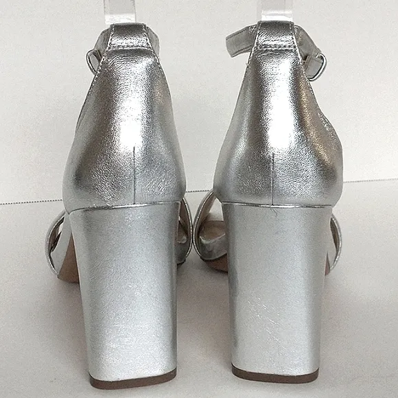 New w/o Box Naturalizer Joy Genuine Leather Silver Metallic Ankle Strap Sandals