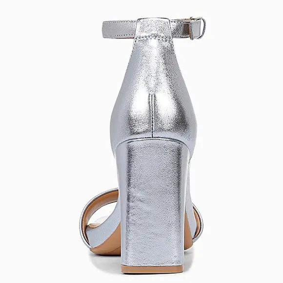 New w/o Box Naturalizer Joy Genuine Leather Silver Metallic Ankle Strap Sandals