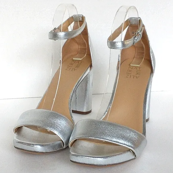 New w/o Box Naturalizer Joy Genuine Leather Silver Metallic Ankle Strap Sandals