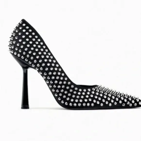 New! Zara Black Studded Women's Shoes in size 6.