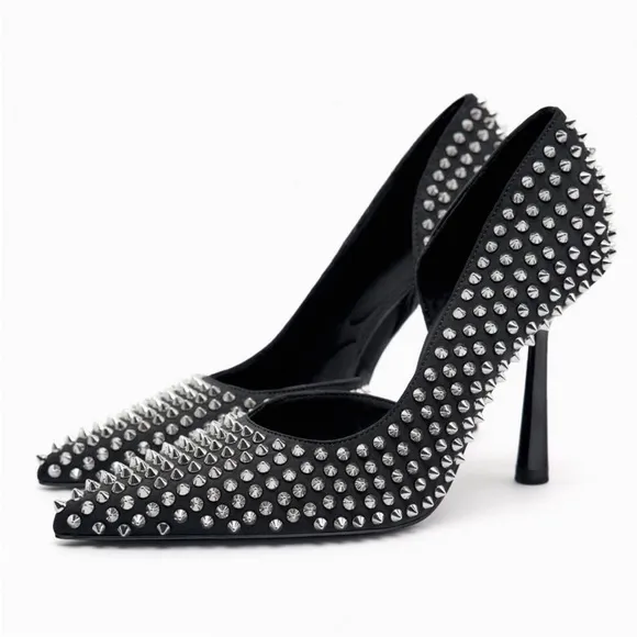 New! Zara Black Studded Women's Shoes in size 6.