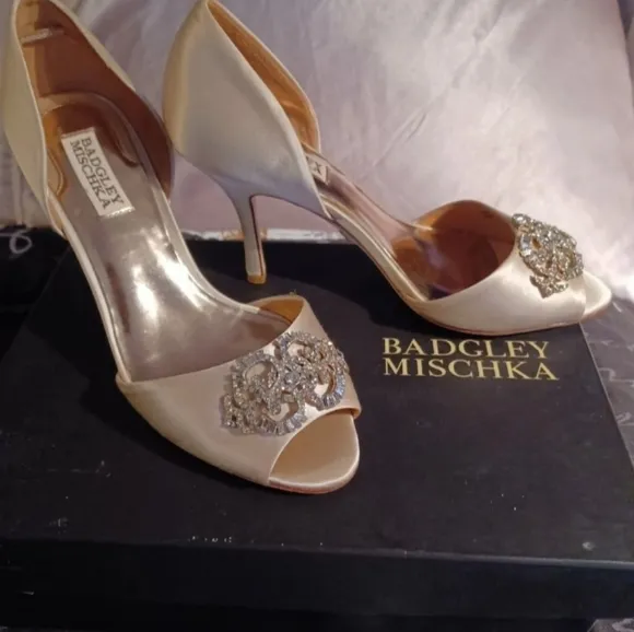 NIB Bagley Mischka Salsa Heels