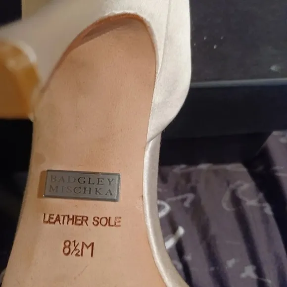 NIB Bagley Mischka Salsa Heels