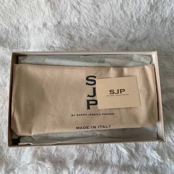 NIB SJP by Sarah J Parker Fishnet Fawn Black Mesh Glow Pumps EU 39.5 US 9 100mm