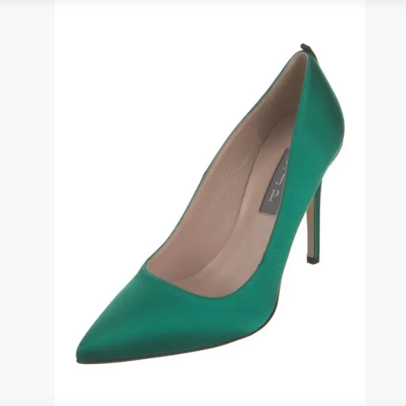 NIB SJP by Sarah Jessica Parker Fawn Satin Pumps EU 37.5 US6.5 Emerald Green 100