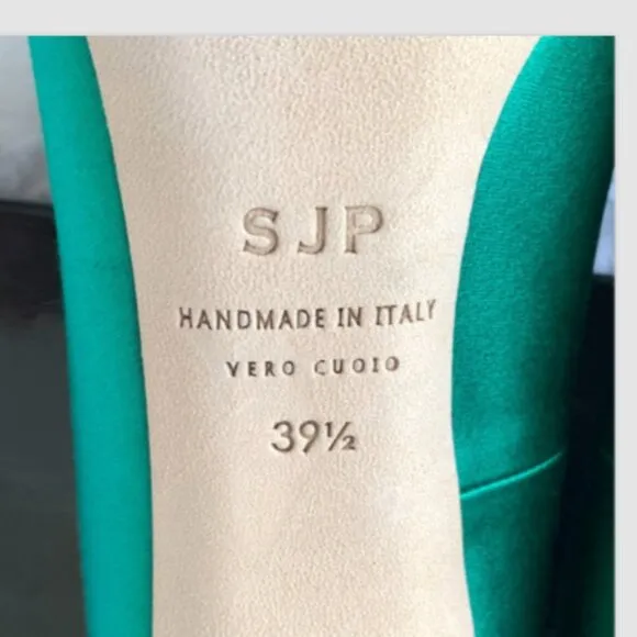 NIB SJP by Sarah Jessica Parker Fawn Satin Pumps EU39.5 US8.5 Emerald Green 100