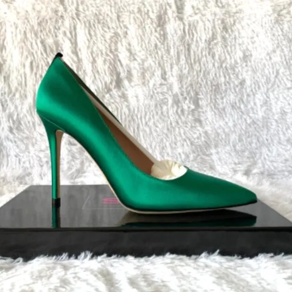 NIB SJP by Sarah Jessica Parker Fawn Satin Pumps EU39.5 US8.5 Emerald Green 100