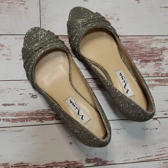 NIB Nina Shoes Carolyn Steel Luna Shine -size 5