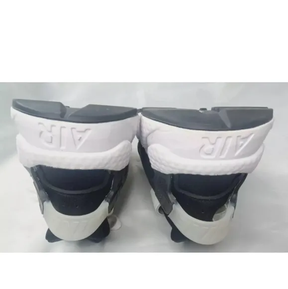 Nike Air Huarache OG Orca Men's Size 7.5 Shoes Black~White