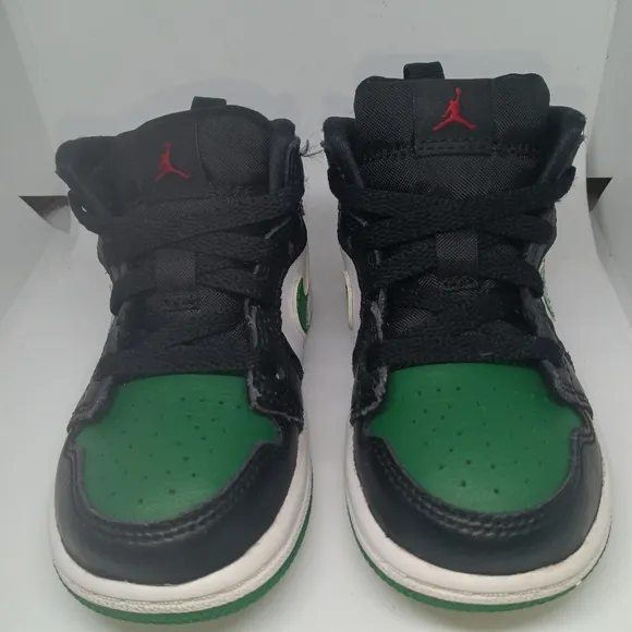 Nike Air Jordan 1 Mid  Black Pine Green