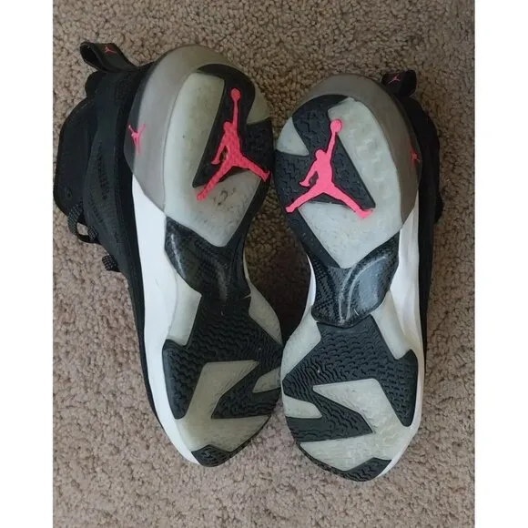 Nike Air Jordan 37 XXXVII Black GS 6Y Women's 7.5