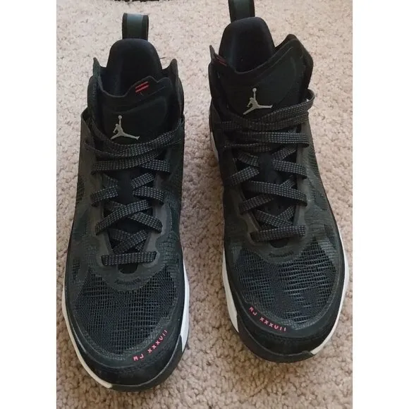 Nike Air Jordan 37 XXXVII Black GS 6Y Women's 7.5