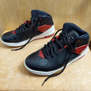 Nike Air Jordan Incline 705796-001 Men's US 9.5 Black Red Basketball Shoes EUC