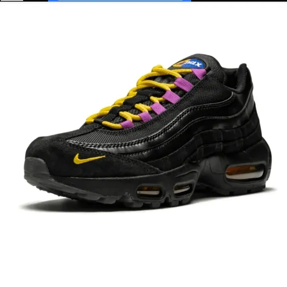 Nike Air Max 95 Premium NY VS. LA Sneakers  Size 10
