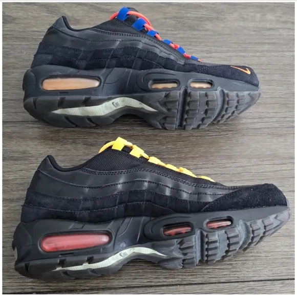 Nike Air Max 95 Premium NY VS. LA Sneakers  Size 10