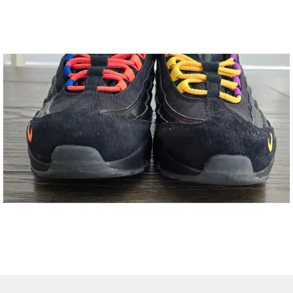 Nike Air Max 95 Premium NY VS. LA Sneakers  Size 10