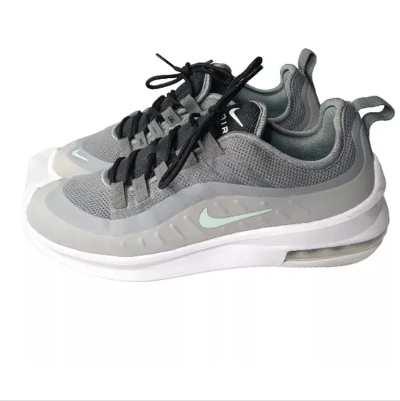 Nike Air Max Axis Women's Shoes Size 8 White~Black~White AA2168-100