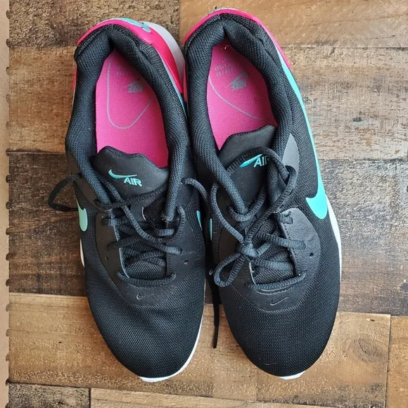 Nike Air Max Oketo womens Black Pink Activewear athletic sneaker Shoes 12