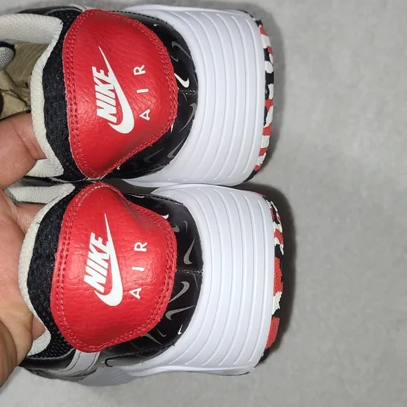 Nike Air Max SC Swooshfetti Black White Red Shoes Size 10.5 Mens