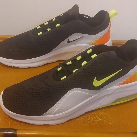 Nike Air Max Motion 2 Volt Black White Men Shoes