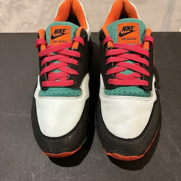 Nike Air Safari SE Supreme Tech Mens 10 Multicolor AO3298-002 Athletic Sneakers