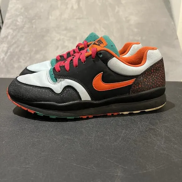 Nike Air Safari SE Supreme Tech Mens 10 Multicolor AO3298-002 Athletic Sneakers