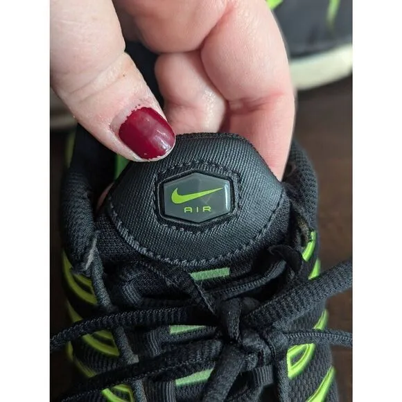 Nike Air Max Plus Youth Black and Neon Green Sneaker Shoes - Size 7Y
