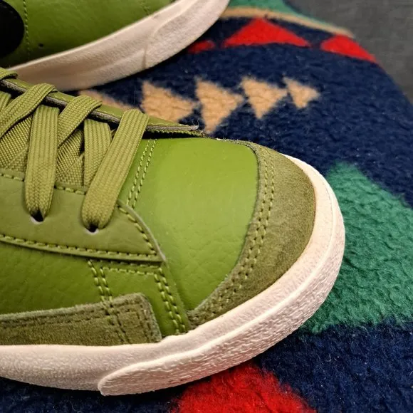Nike Blazer Mid 77 Shoes 7y Asparagus Green Black Crimson DH1017-300
