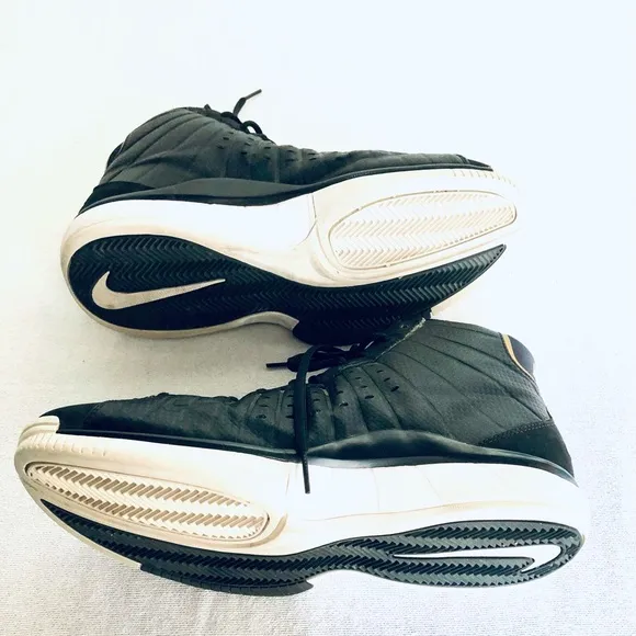 NIKE BLAZERS MENS BLACK BASKETBALL SIZE 11