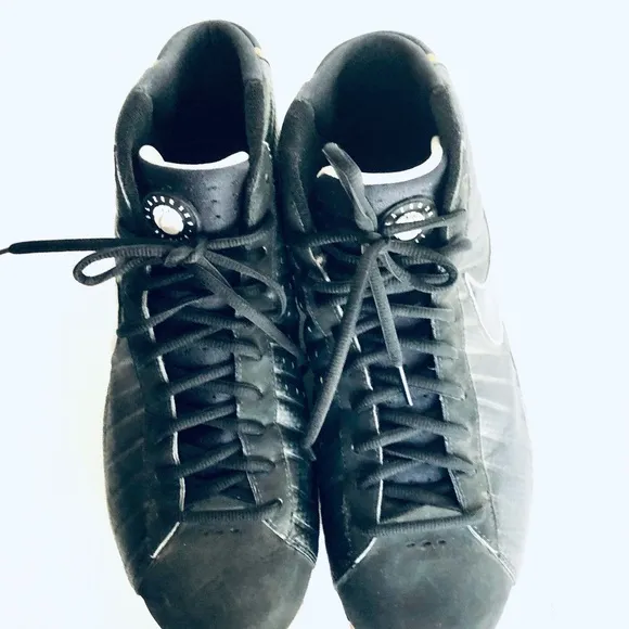 NIKE BLAZERS MENS BLACK BASKETBALL SIZE 11