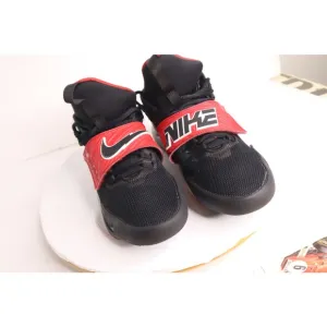 Nike Boys Future Court 3 CT2866-008 Black Red White Basketl Youth Shoes size 5Y