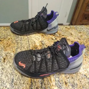 Nike Boys Lebron 18 NRG CT4677-001 Black Basketball Shoes Sneakers Size 5.5Y