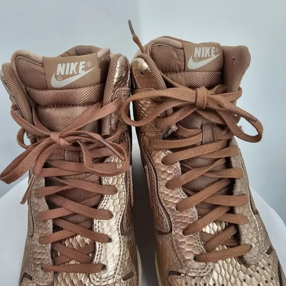 Nike Dunk Sky Hi Wedge Sneakers Rose Gold Snakeskin Size 10