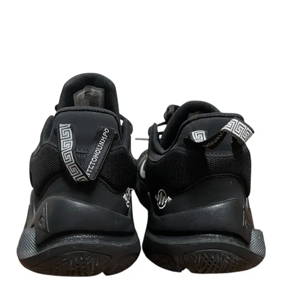 Nike Giannis Immortality 2 Basketball Shoes black