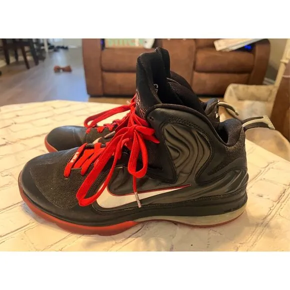 Nike iD Men's Size 11.5 LeBron James 9 Basketball Shoes Miami Heat Black Red
