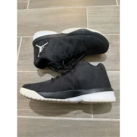 NIKE JORDAN B. FLY BLACK/WHITE SIZE MEN'S 12 [881444-012]