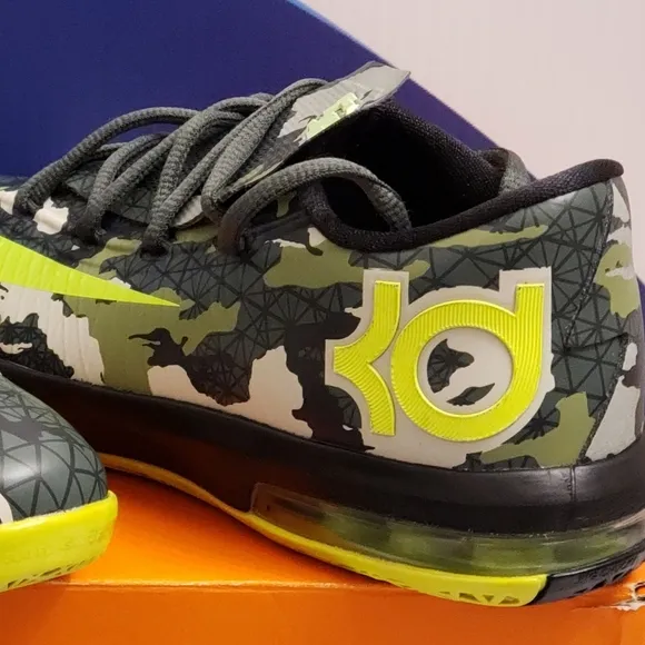 Nike KD 6 Camo Kids Size 3.5y