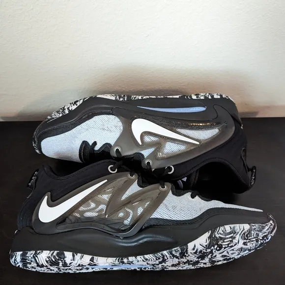 Nike KD15 Black White 'Refuge' Basketball Shoes DC1975-101 Mens