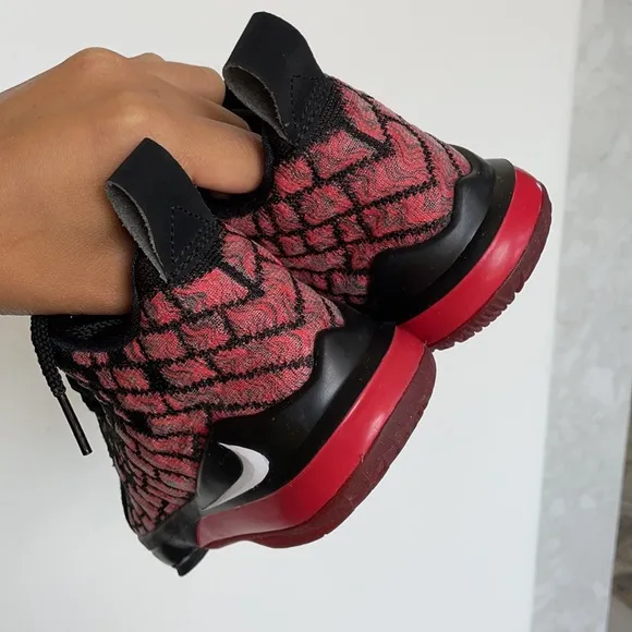 Nike kids lebron 17 worn once. Red and black. 12c