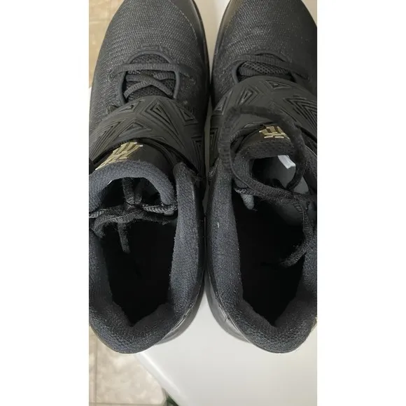Nike Kyrie Flytrap 3 Kyrie Irving Basketball Shoes Men's Size 12 Black Gold