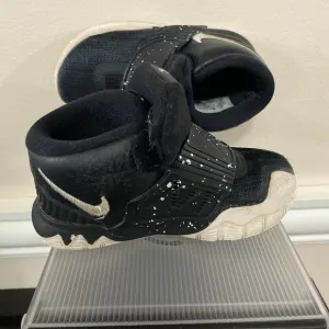 Nike kyrie shoes baby