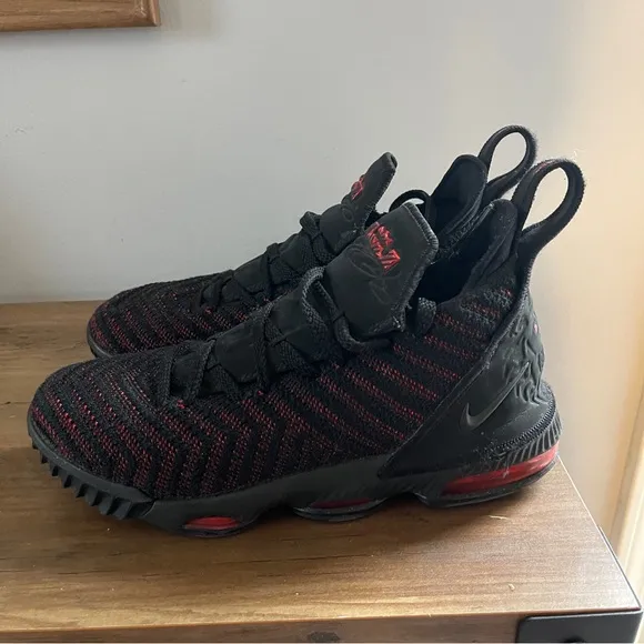 Nike Lebron 16. Basketball shoes. Boys youth size 4.5. Black red.